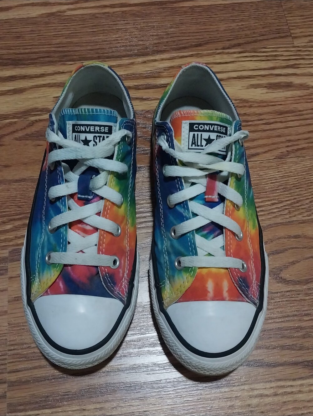 Converse Kids Low Top Tie-Dye Rainbow Canvas Sneakers Size 3 Multicolor Shoes